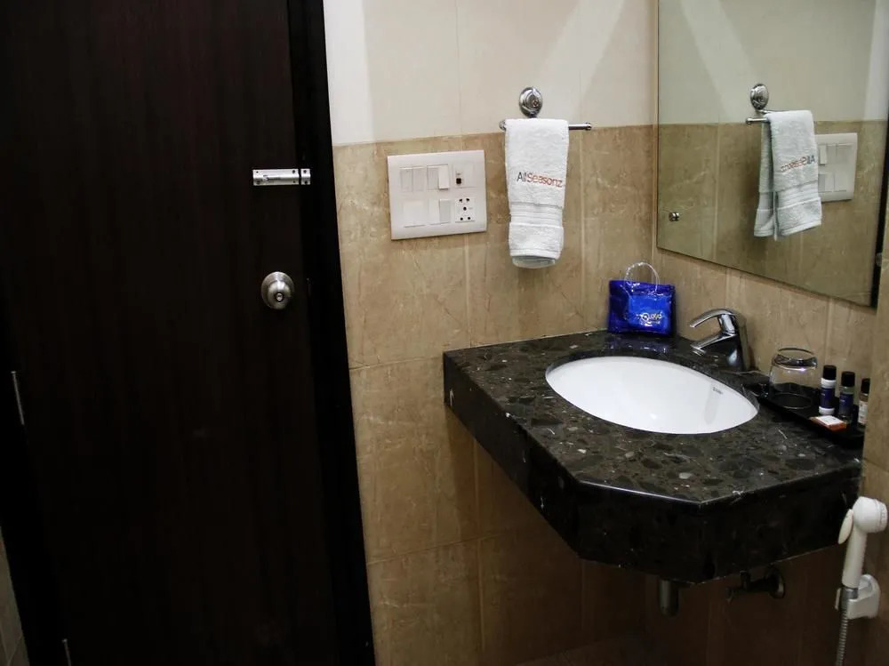 Amazone Residency