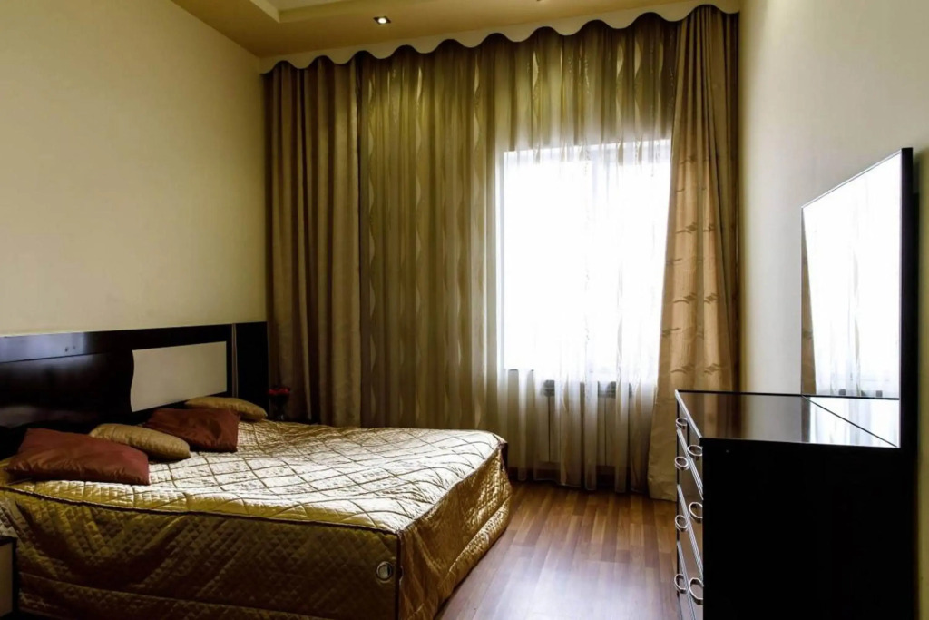 Large 5 bedroom VIP Villa 2