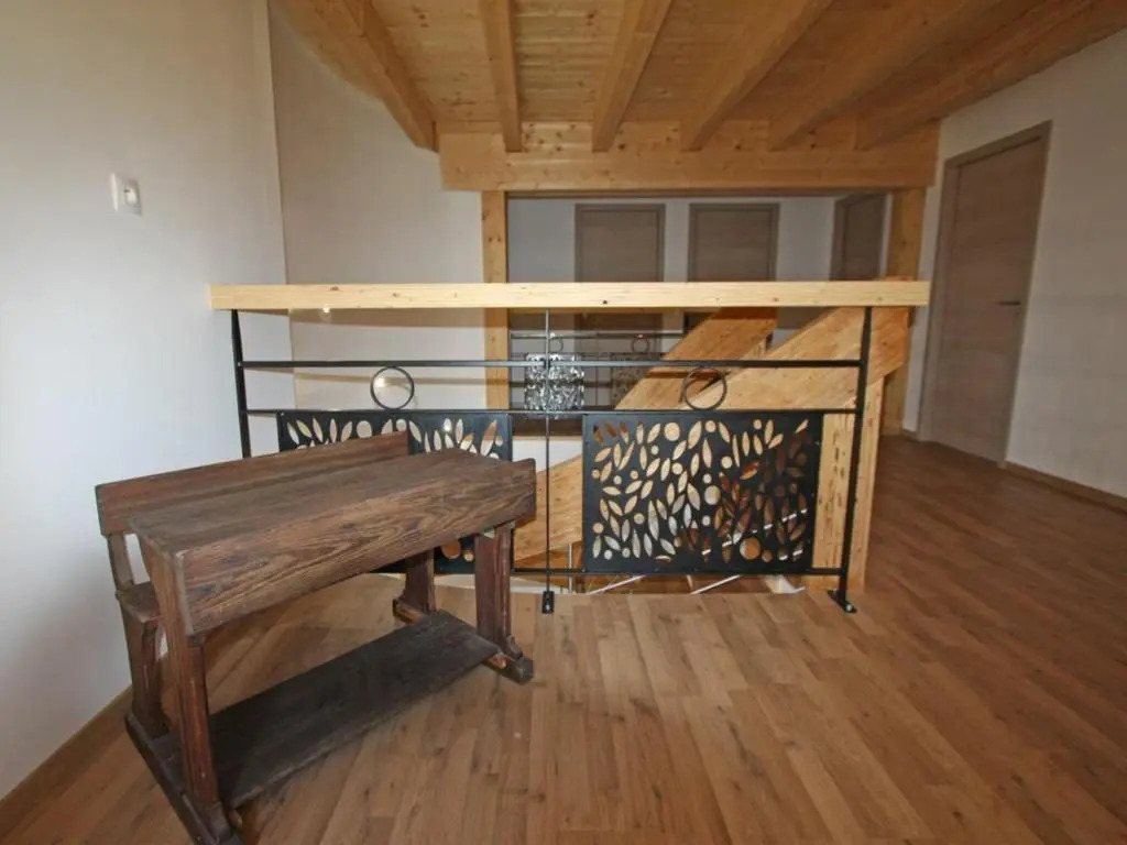 Grande Maison pour 10 Pers. avec Jardin, Terrasse, BBQ, Près de Bruyères et Gérardmer - FR-1-589-335