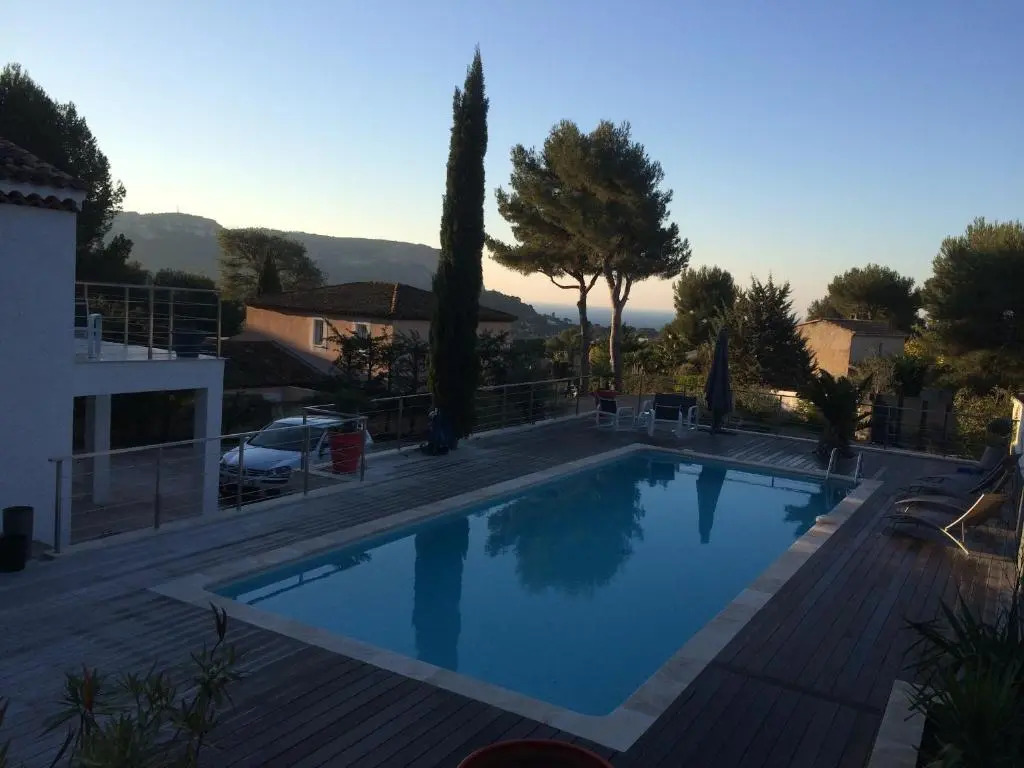 Le Petit Cassis Vue Mer Appartement 70m2 Piscine