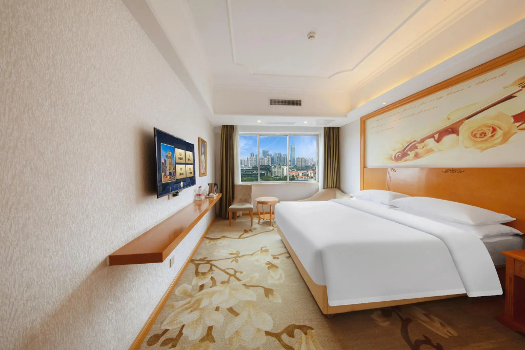 Out Sky Hotel