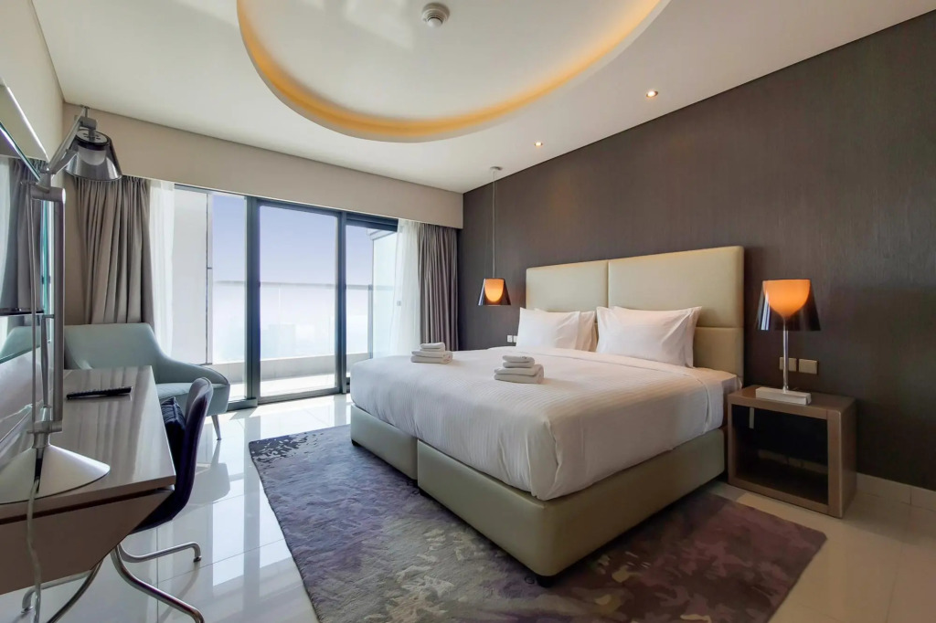 Business Bay - Damac Towers Paramount D 5202
