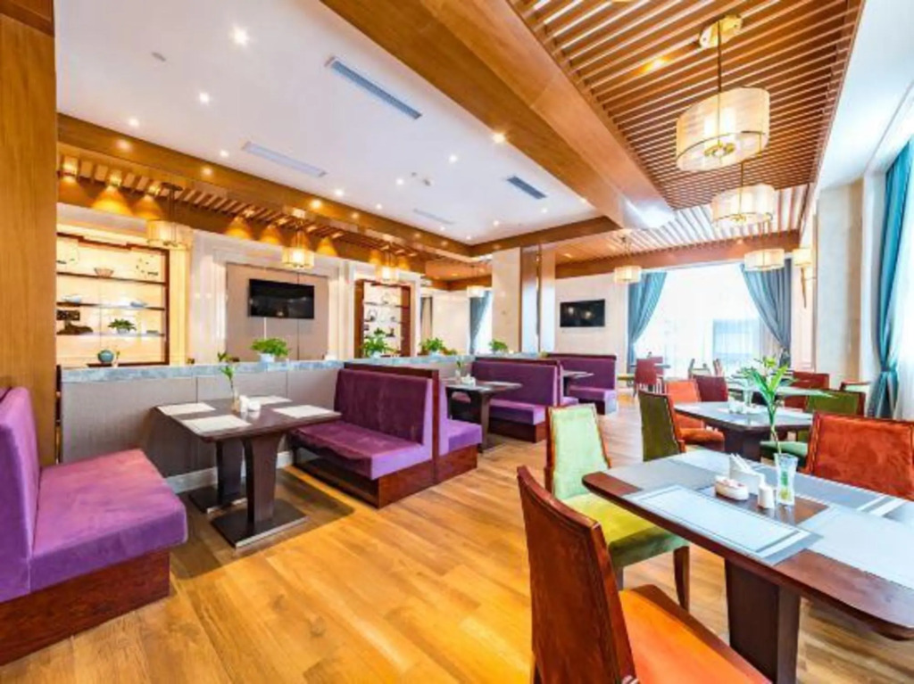 Jiulong International Hotel