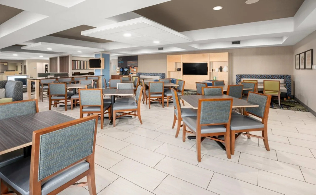 Holiday Inn Express Hotel & Suites Marysville by IHG