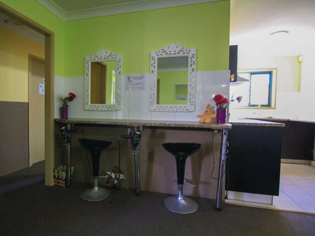 Surf Inn Boutique Backpackers