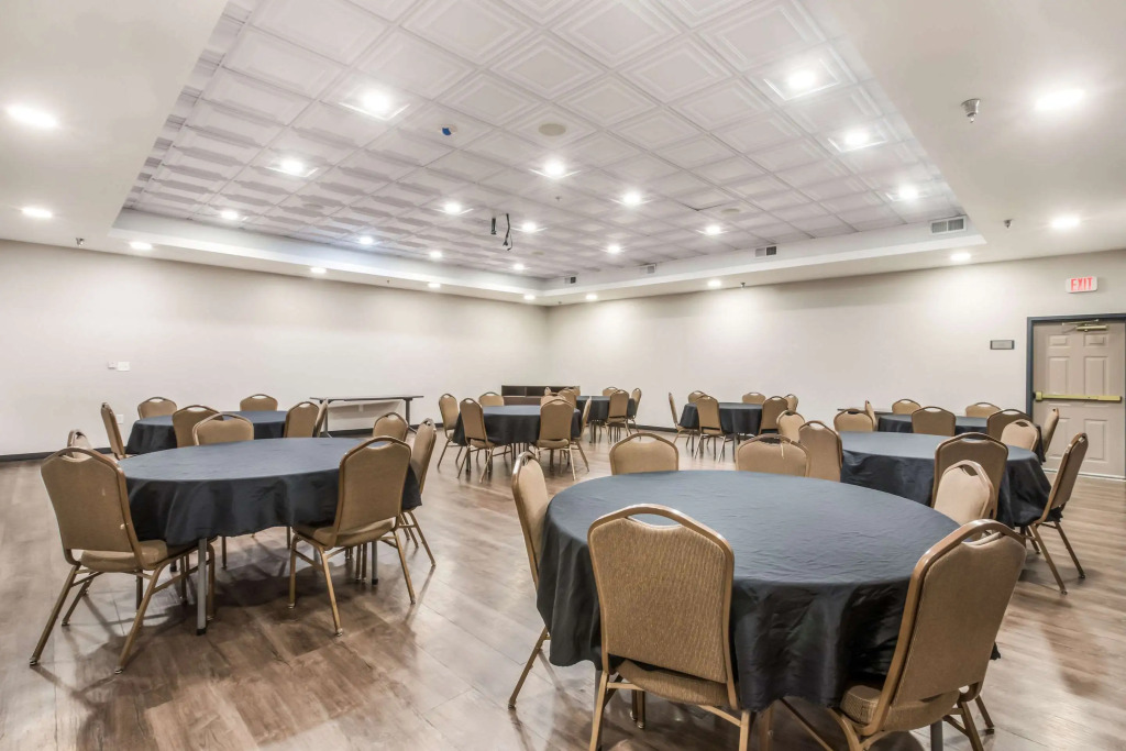 Comfort Inn & Suites Fairburn - Atlanta Southwest