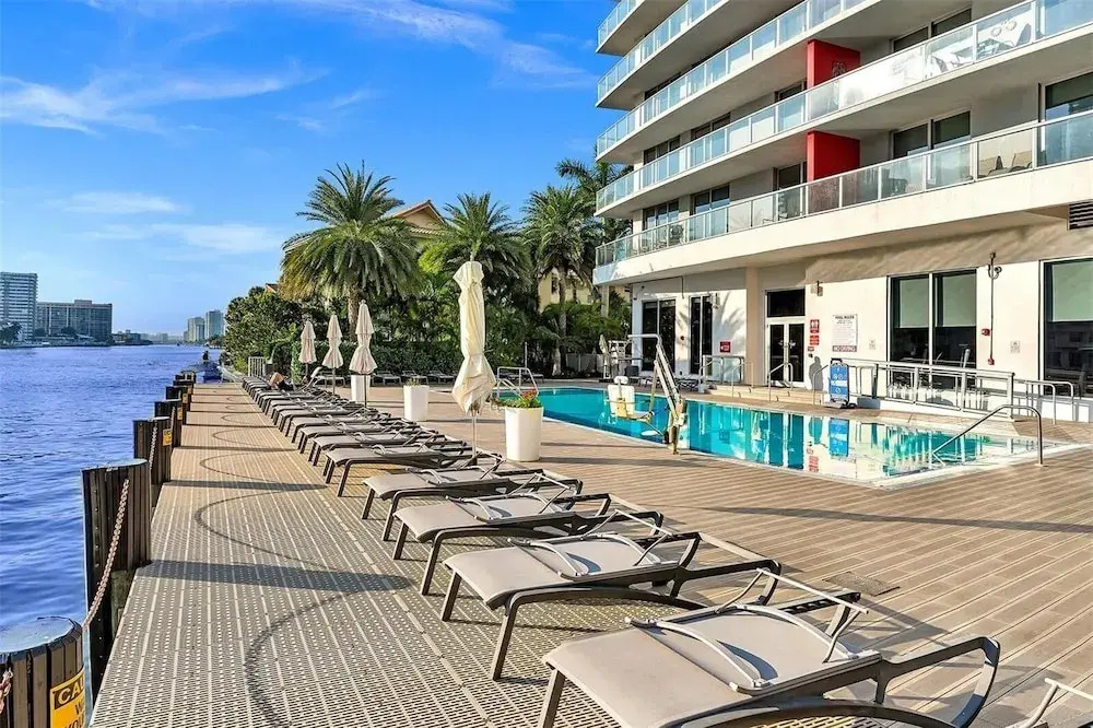 Private Ocean Luxury Condos at Beachwalk Resort