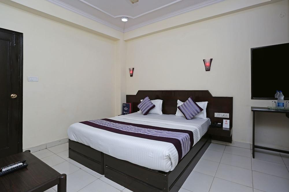 OYO 5382 Hotel Elegant International