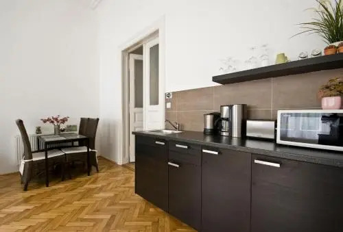 A&A Studio Apartments
