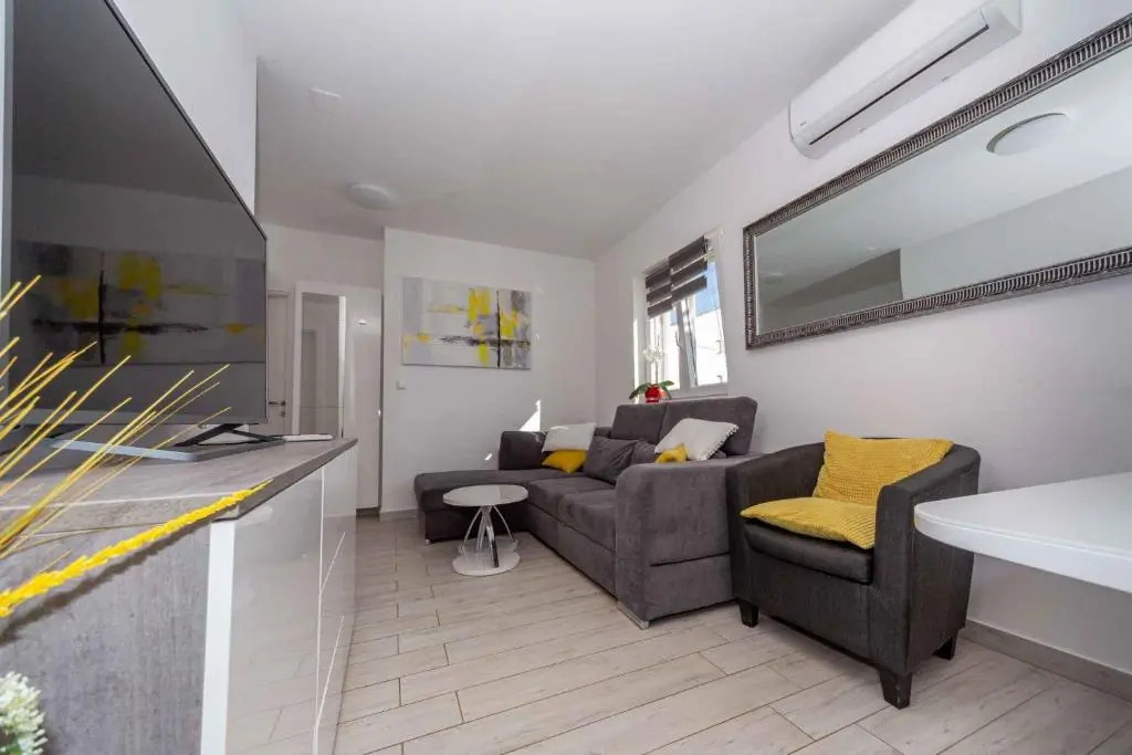 Apartment in Biograd na Moru - Biograd Riviera 42471