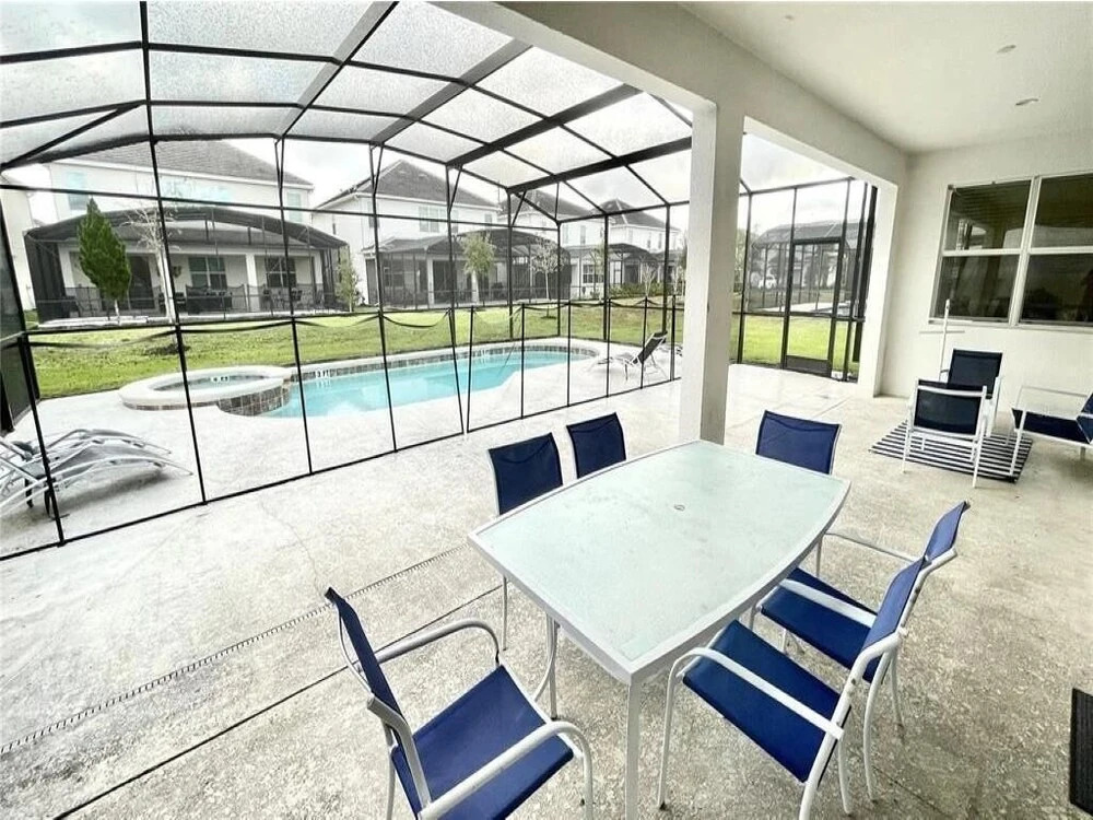 Sonoma Resort, Private Pool, and Much More!!
