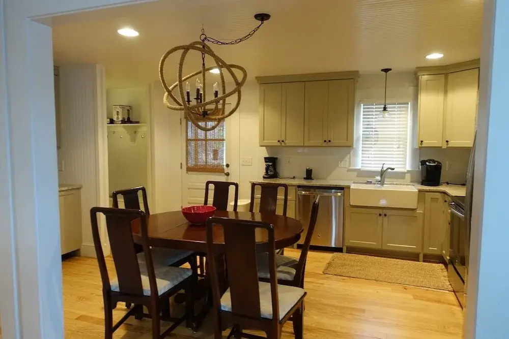 Simon O'neal House 3 Bedrooms 2 Bathrooms Home
