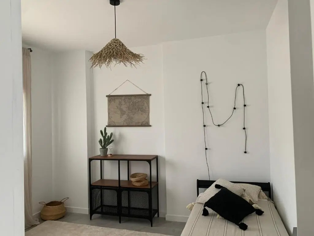 3 bedroom ocean shore apartment