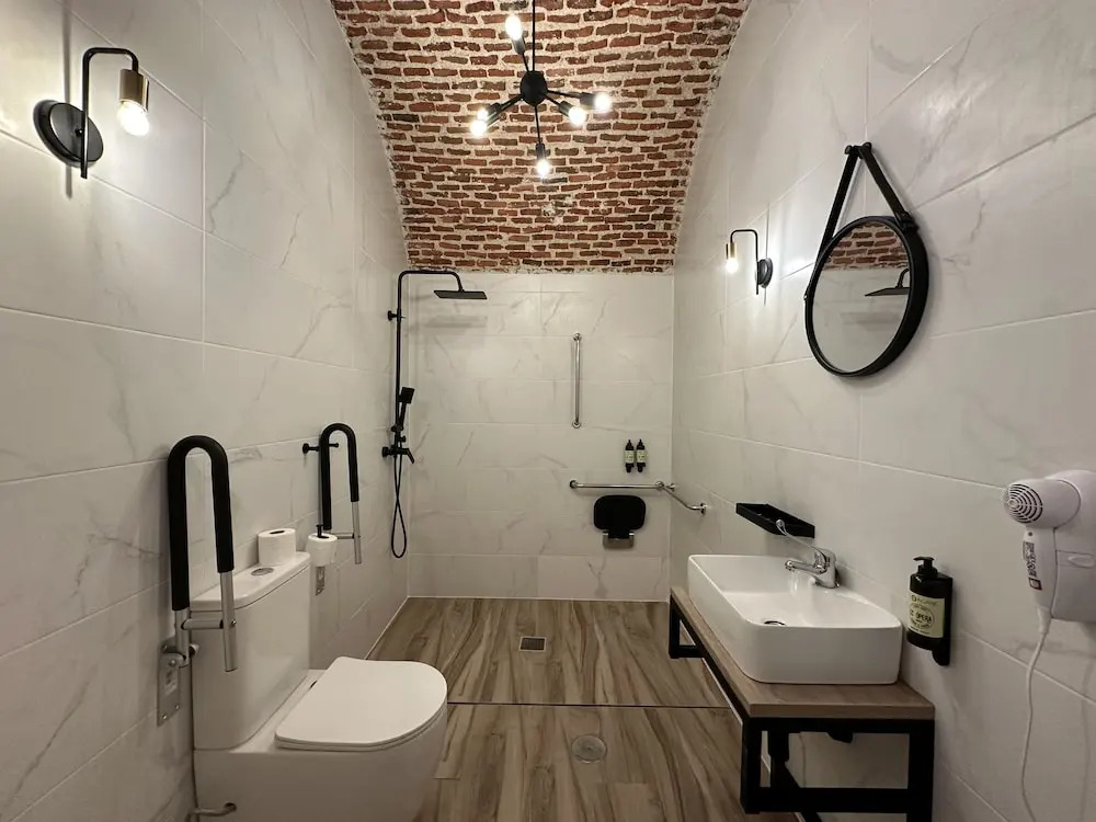 CC Opera Suites