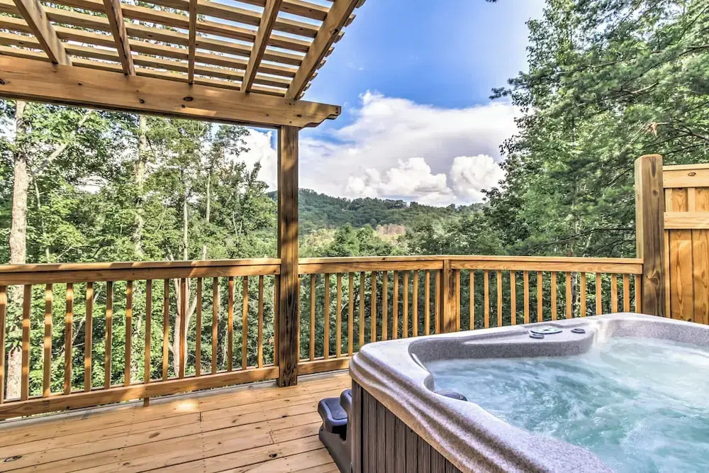 Hot Tub & Loft: Mountain-view Sevierville Cabin