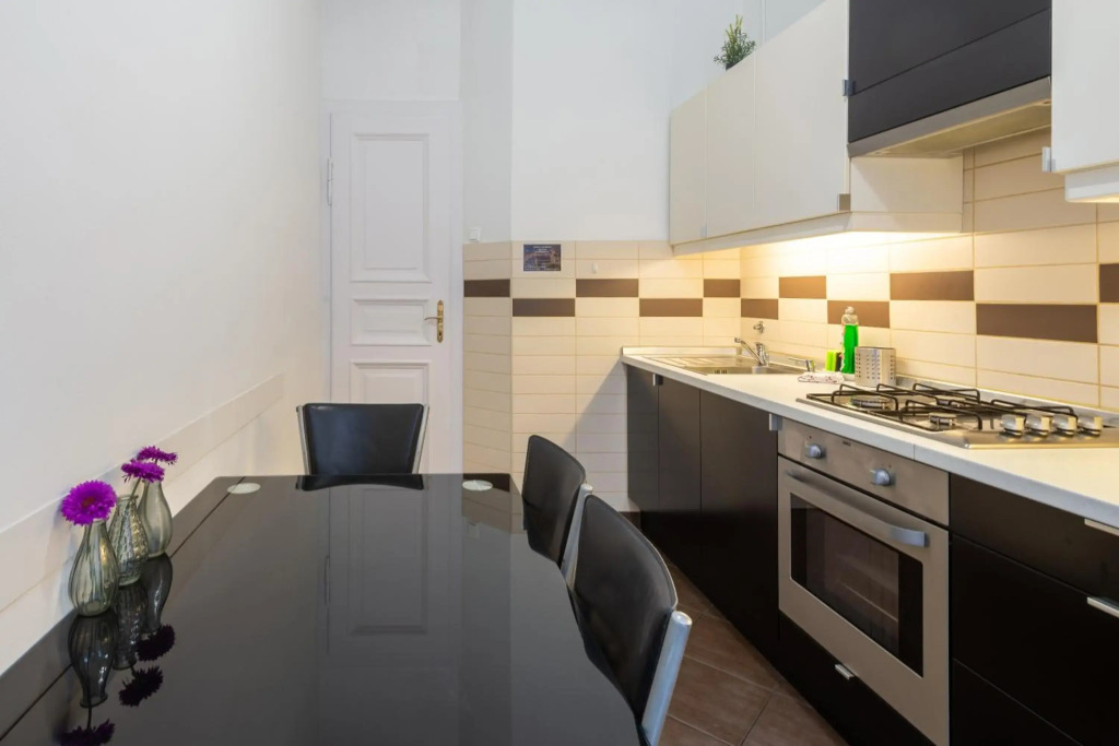 City Center Apartment