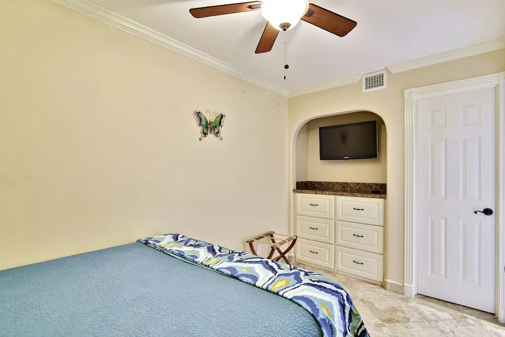Casa Del Mar 103-seagull Crossing 1 Bedroom 1 Bathroom Condo