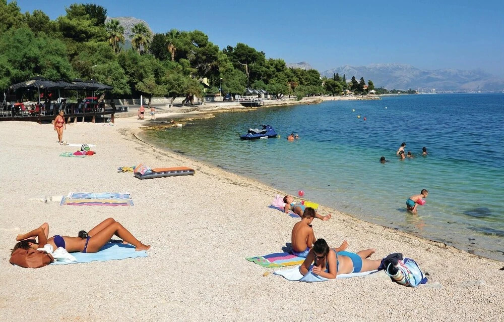 2 Bedroom Amazing Home In Kastel Stari