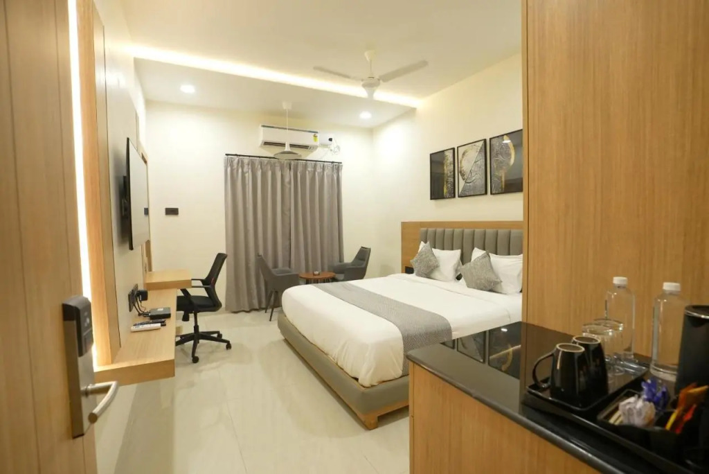 Oak Business Hotel