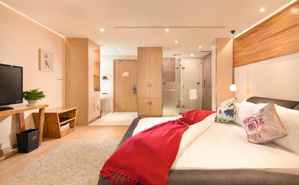 Finity Hotel