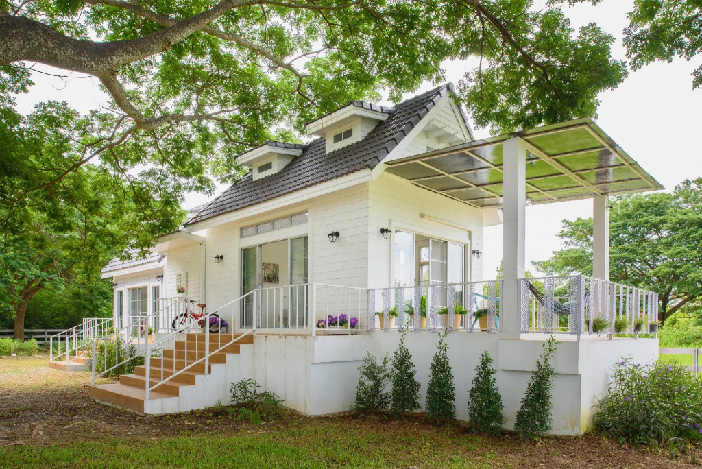 Chaisathan Cottage