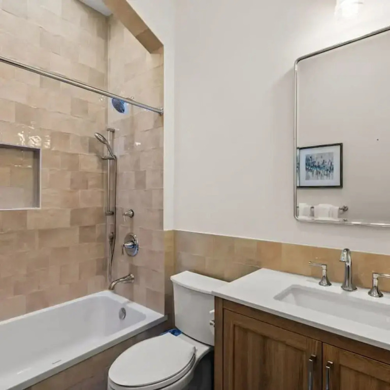 Riverside by Rove Travel 7BR Modern Townhouse