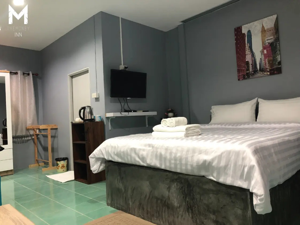 The Money inn