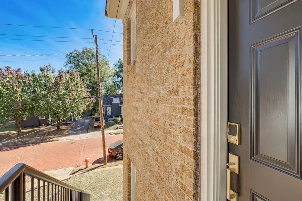 Walk to Downtown Tyler! Updated Historic Apt