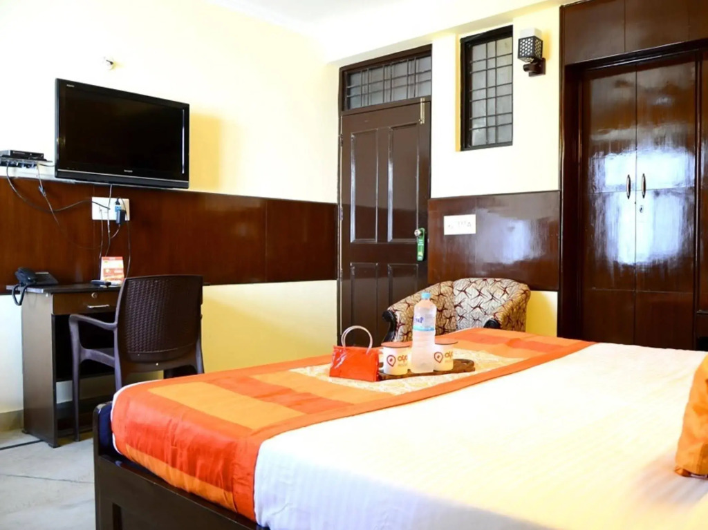 Airport Hotel Olive & Blue