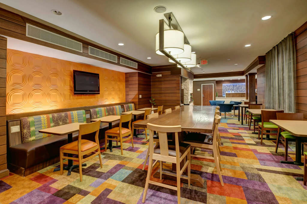 Fairfield Inn and Suites by Marriott Potomac Mills Woodbridge