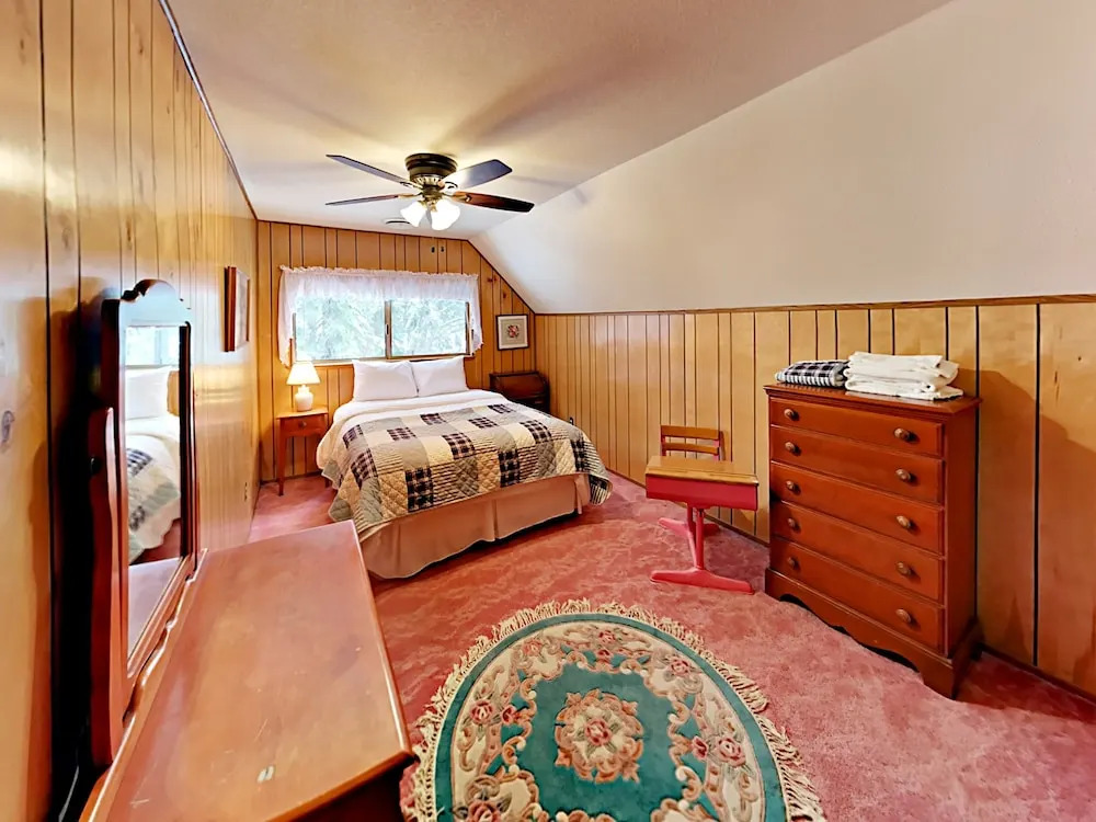 Conifer - 4 Br Home
