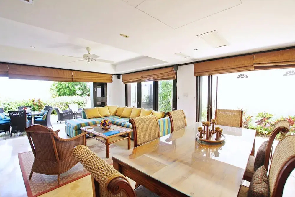 Coral Cove 3 - Green Flash Blue Sky Luxury