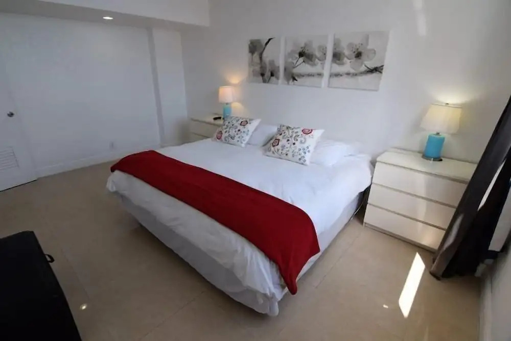 Amazing 2 Bed 2 Bath With Ocean View @ Tides