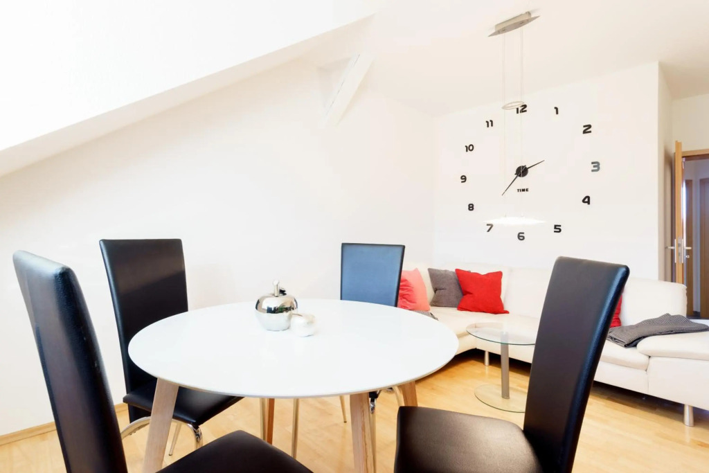 3 Raum-Wohnung mit Blick auf die Zitadelle Petersberg - DIREKT am BUGA-Gelände 2021