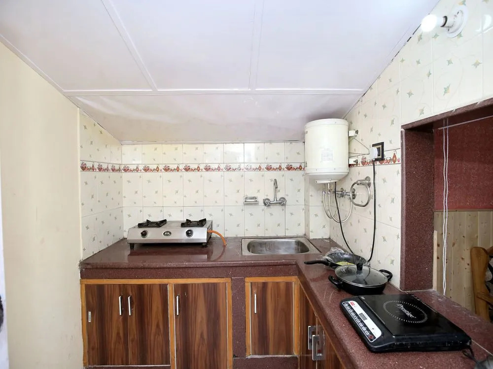Oyo 13110 Home Valley View 3Bhk Panthaghati