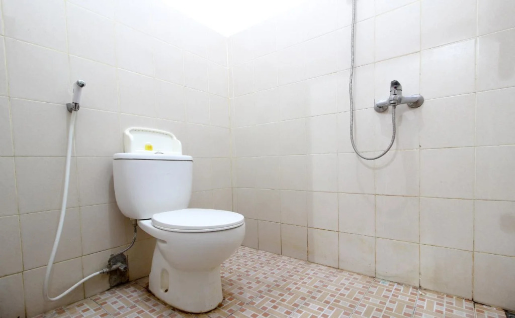 RedDoorz near Adisucipto Airport 3