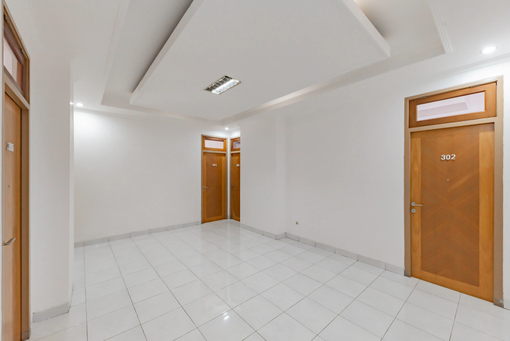 RedDoorz Plus near Universitas Maranatha Bandung 2