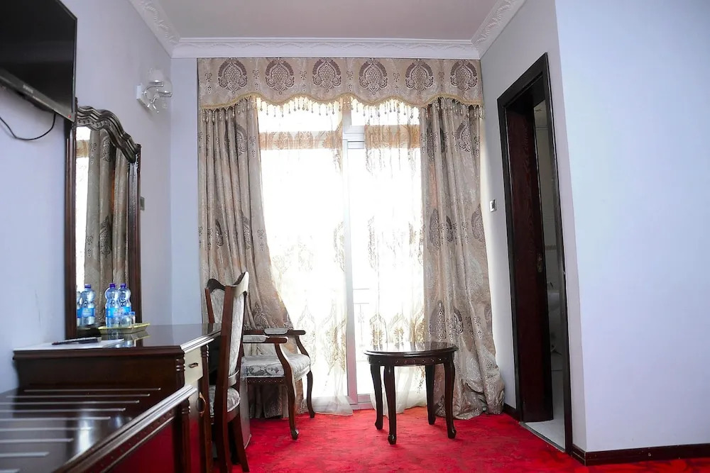 Ras Amba Hotel