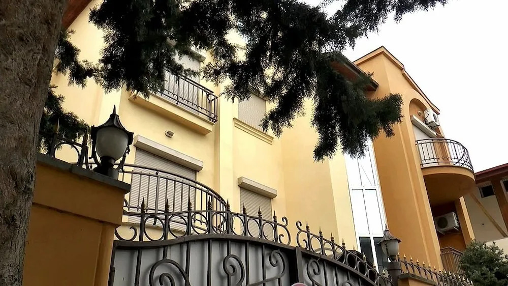 Villa Courtyard