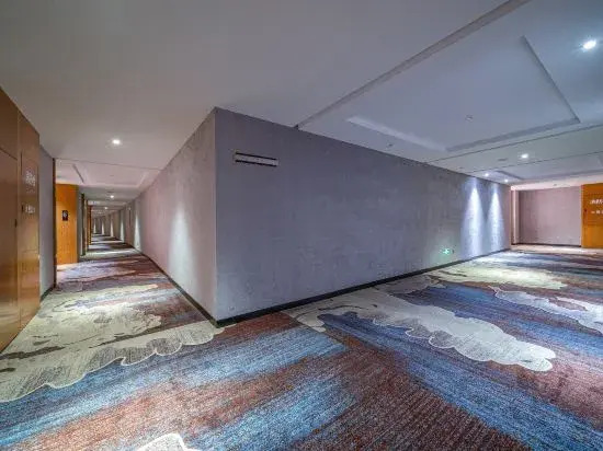 YESTE INT'L Hotel