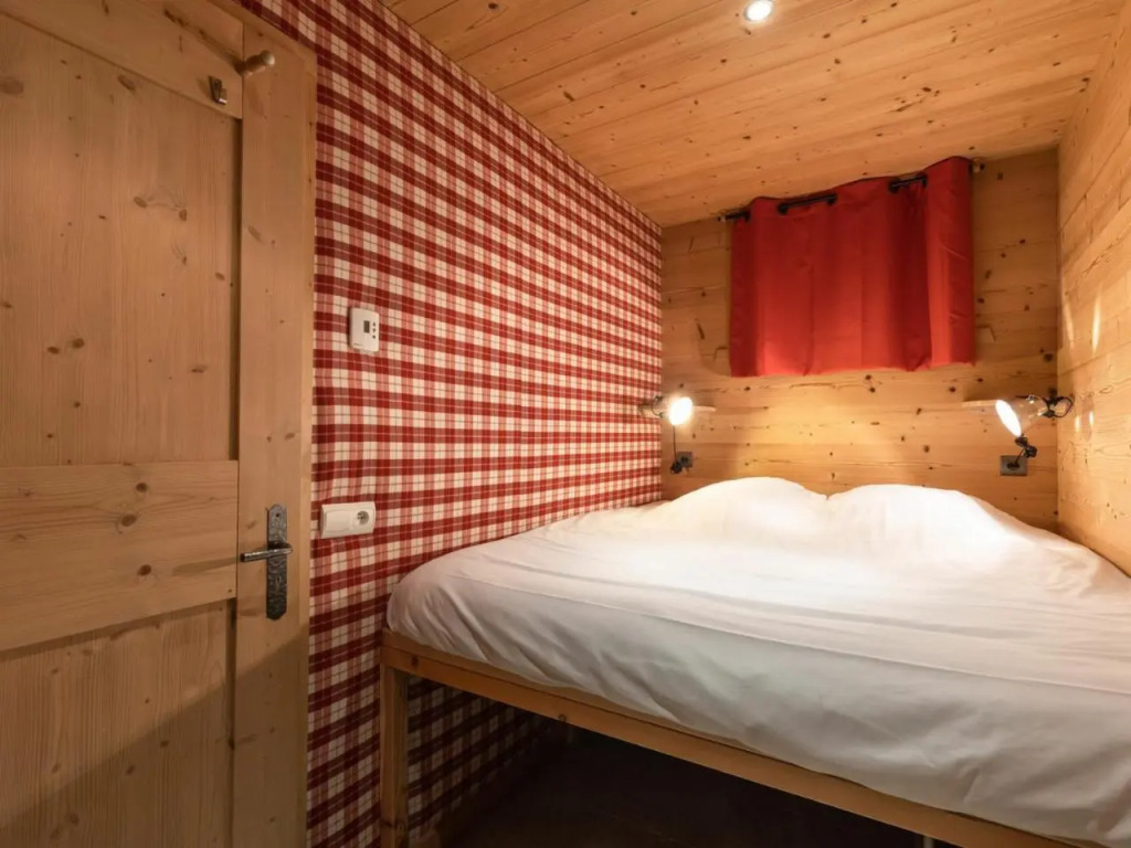 Chalet La Clusaz, 7 pièces, 14 personnes - FR-1-304-140