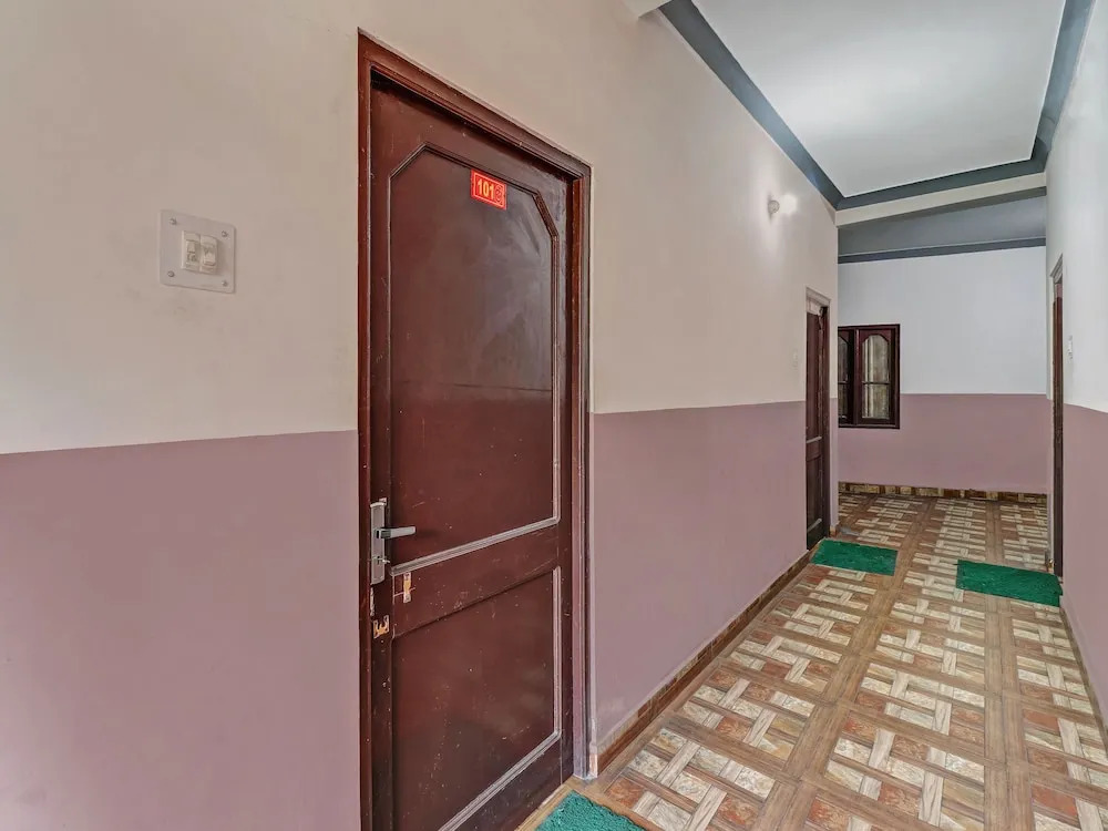 OYO 24635 Hotel Rudransh