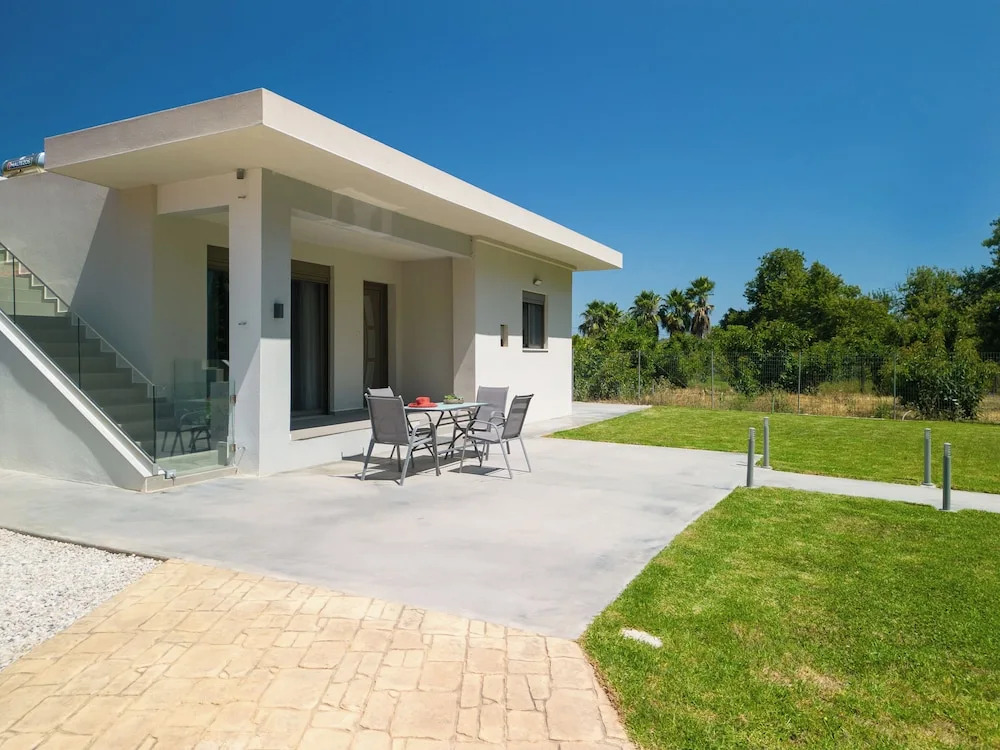 Villa Emily in countryside