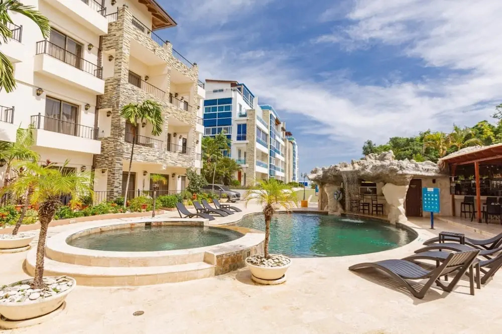 Suites at Grand Laguna Beach by Calisto Stays