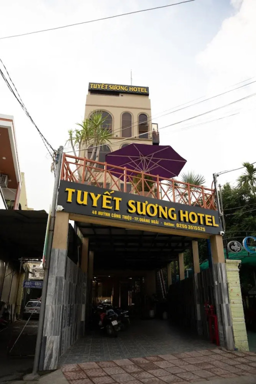 Tuyet Suong Hotel