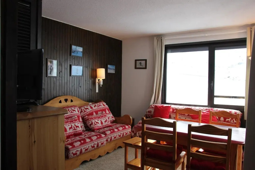 4 persons apartment in a quiet area Apartment 1 agence la cime