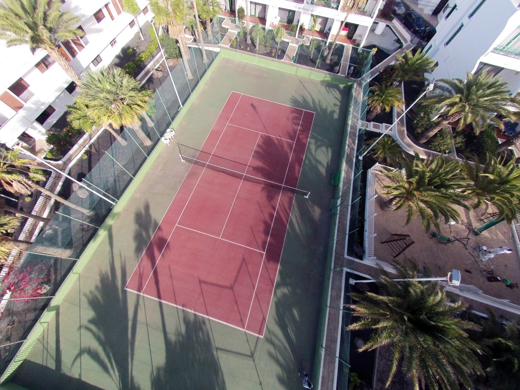 Apartamentos La Peñita