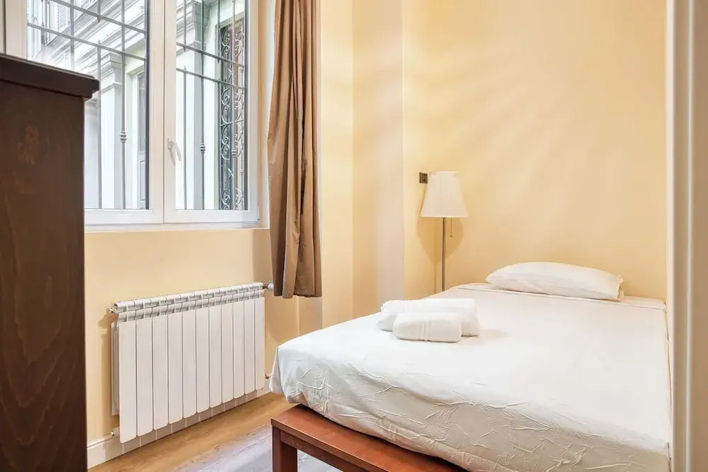 JOIVY Stylish Central Maisonette