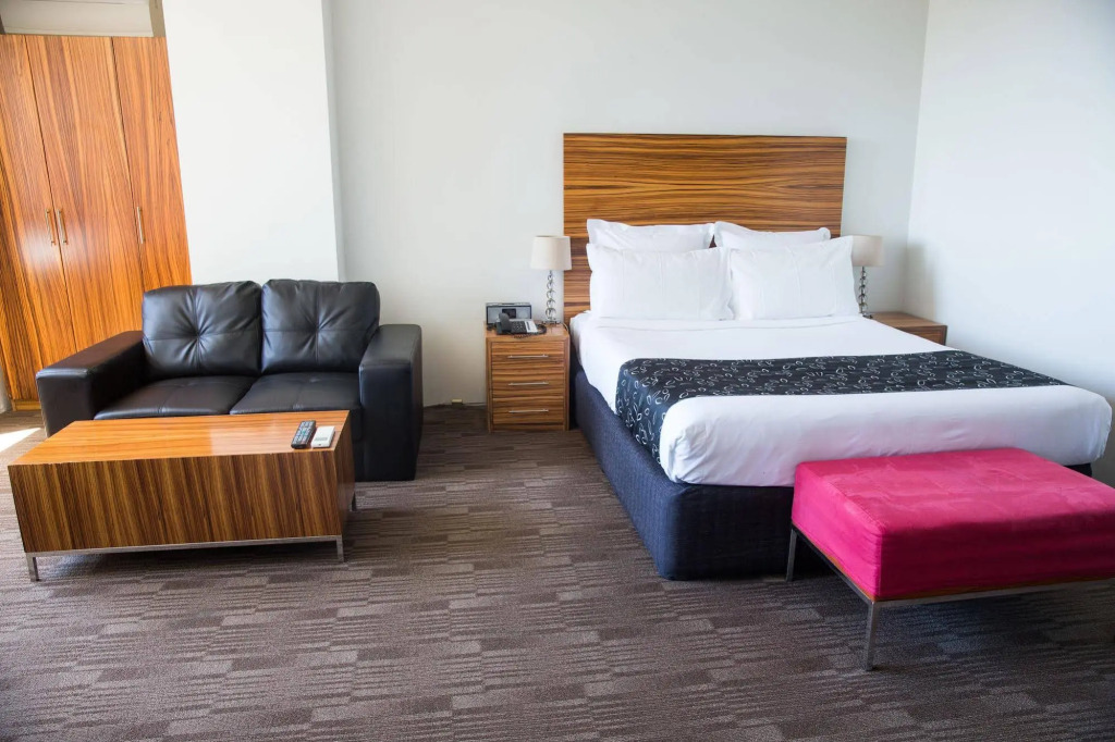 Cambridge Hotel Sydney