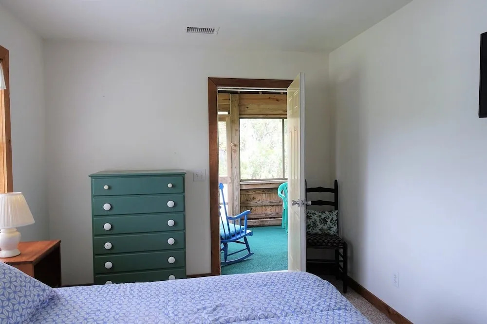Nutter Tree at Ocracoke - 2 Br Home